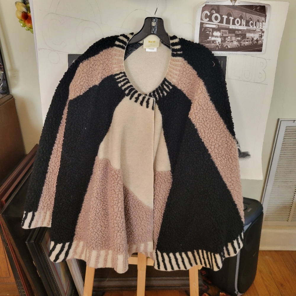 Maeve Black and Tan Shrug Sweater with Modern Color-Block Design by Anthro